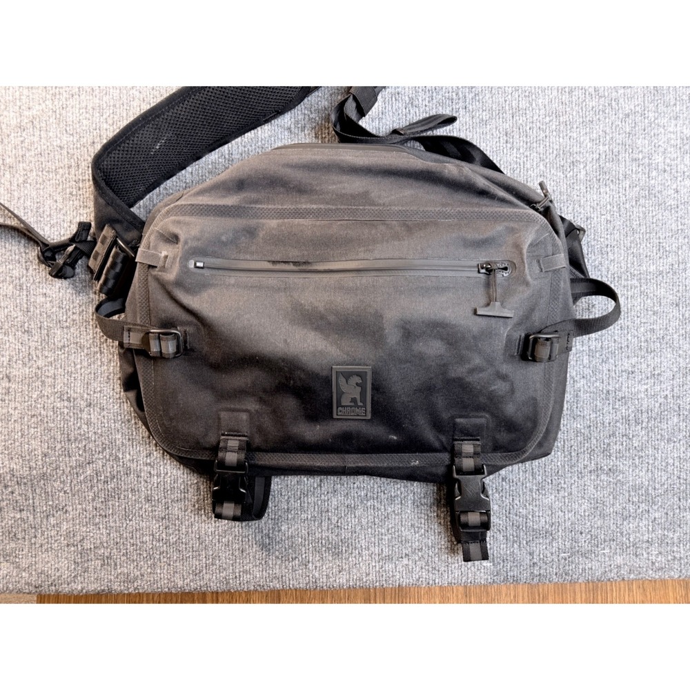 Chrome Industries Messenger Bag Black Nylon Tactical Cycling Shoulder Bag Large